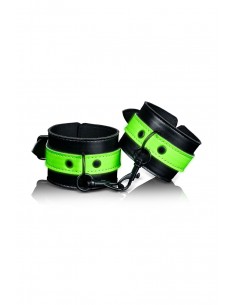 Menottes poignets...