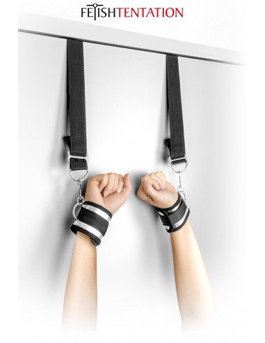 Menottes de suspension de porte...