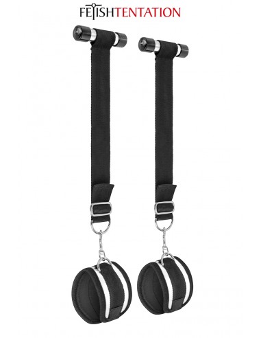Menottes de suspension de porte...